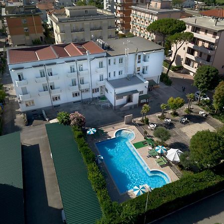 Hotel Vannini Rimini Eksteriør bilde