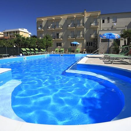 Hotel Vannini Rimini Eksteriør bilde