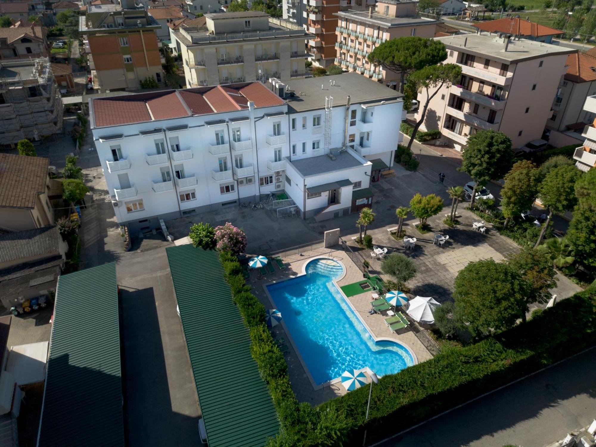 Hotel Vannini Rimini Eksteriør bilde