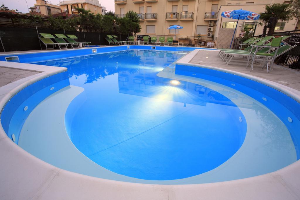 Hotel Vannini Rimini Eksteriør bilde