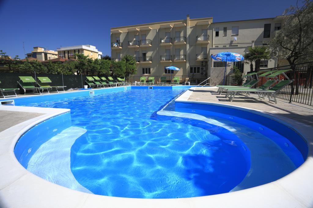 Hotel Vannini Rimini Eksteriør bilde